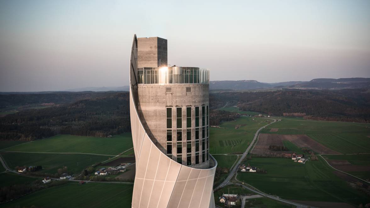 Die Spitze des TKE Testturms in Rottweil. 